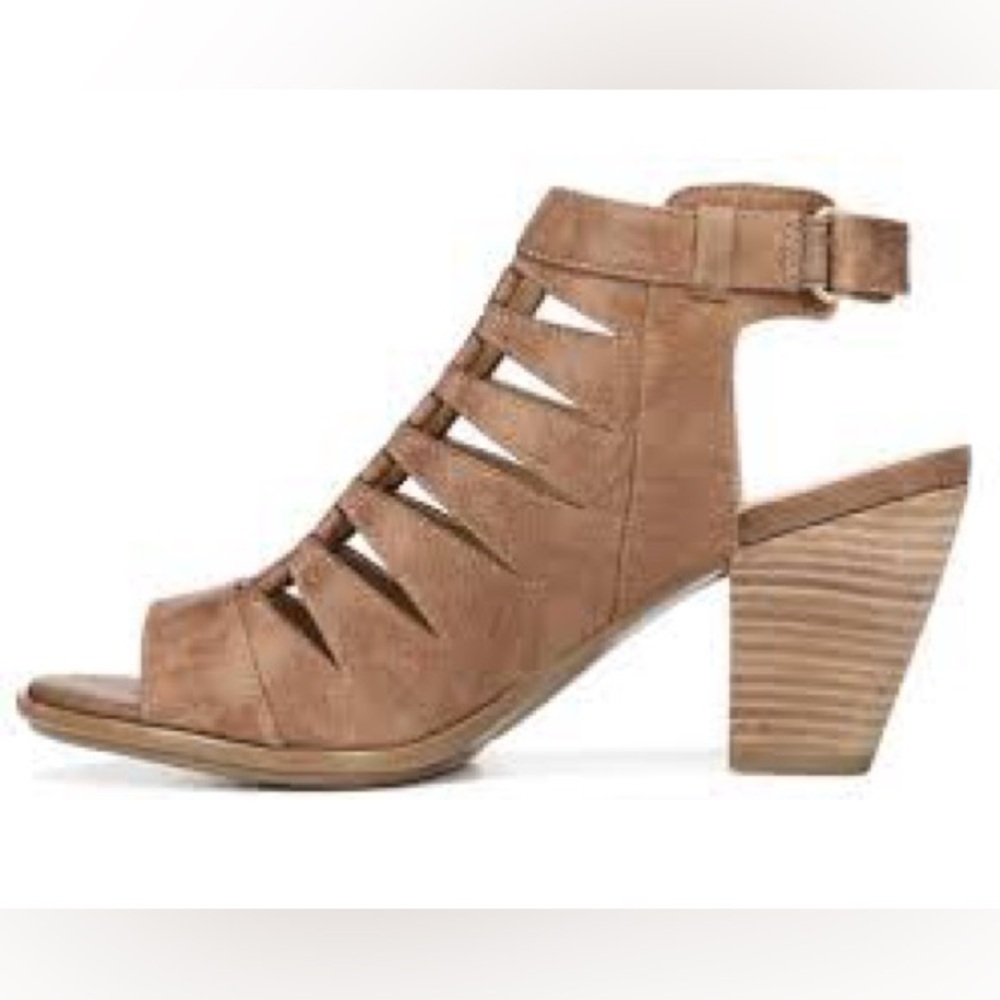 Naturalizer Talan Slingback Heels​​